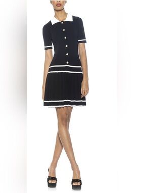 NWT Alexia Admor Lucinda Sheath Dress